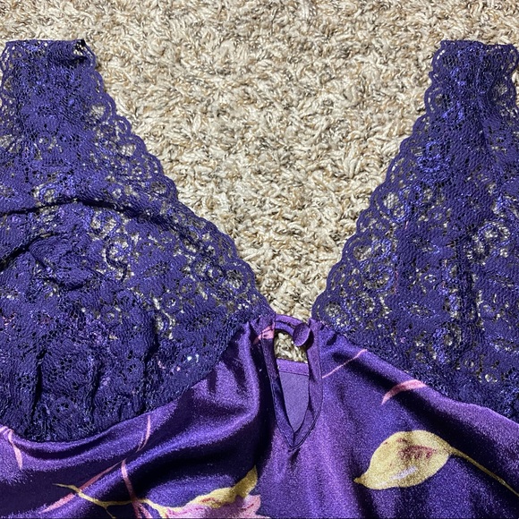 Serenda Women’s Long Slip Dress Sleepwear - Picture 2 of 6